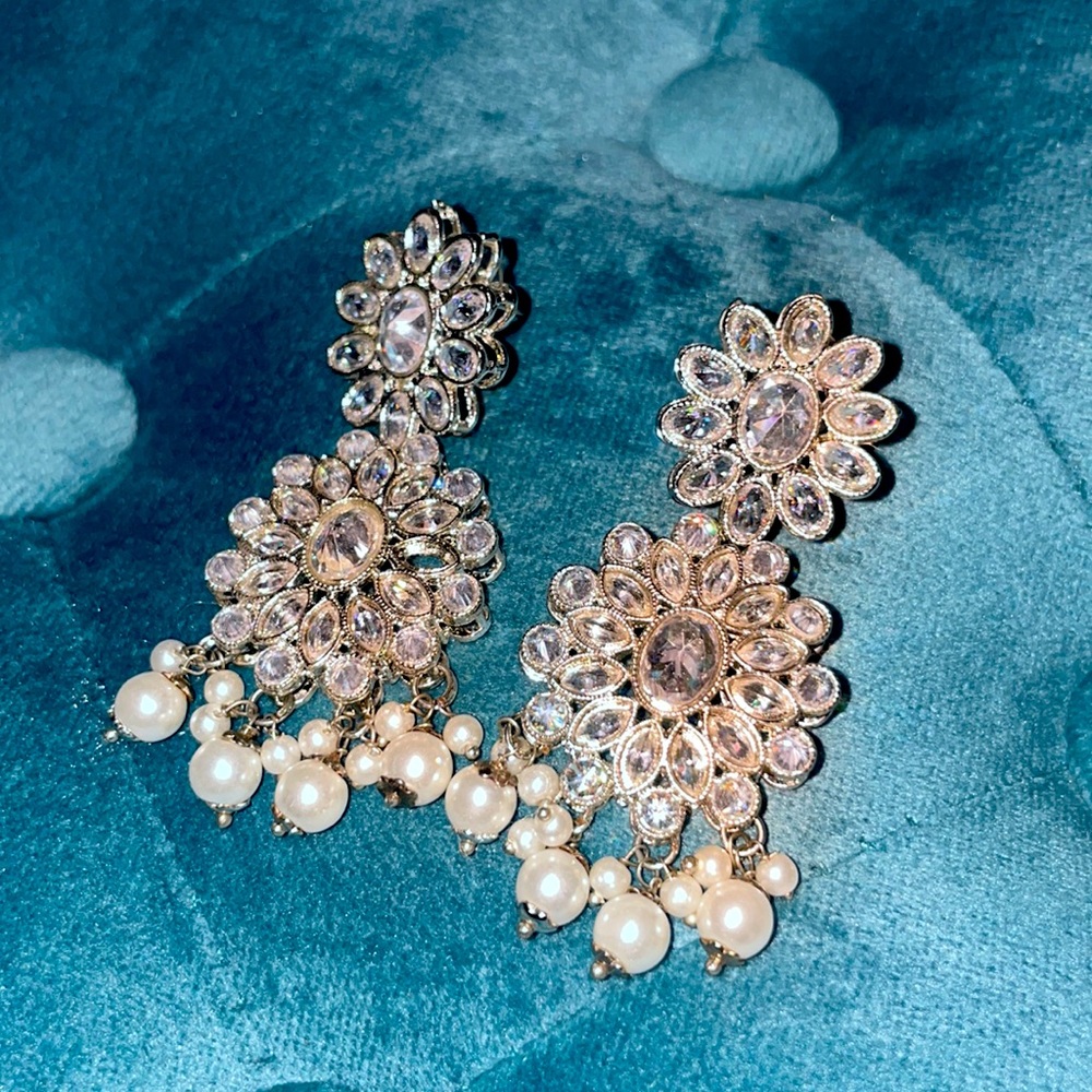 Silver Polki Diamond and dangly pearl earring set